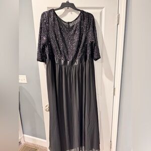 Ever pretty formal dress size 26